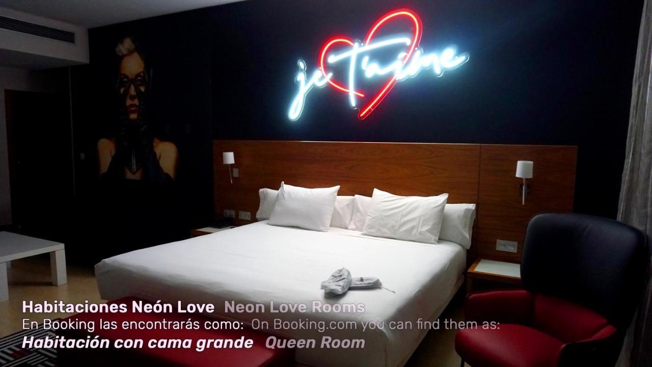 Spirit Hotel Gran Bilbao Zewnętrze zdjęcie Neon Love Rooms