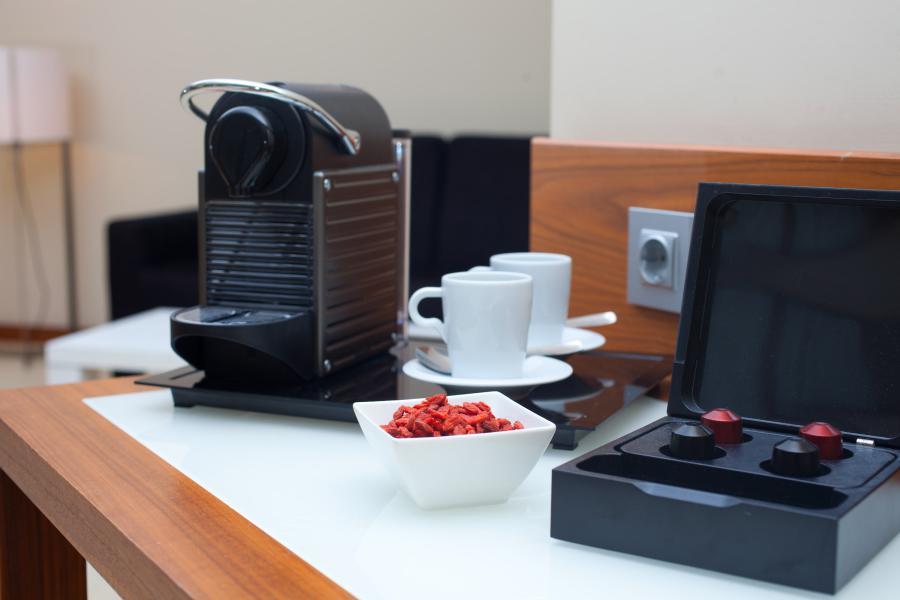 Spirit Hotel Gran Bilbao Zewnętrze zdjęcie A Nespresso machine